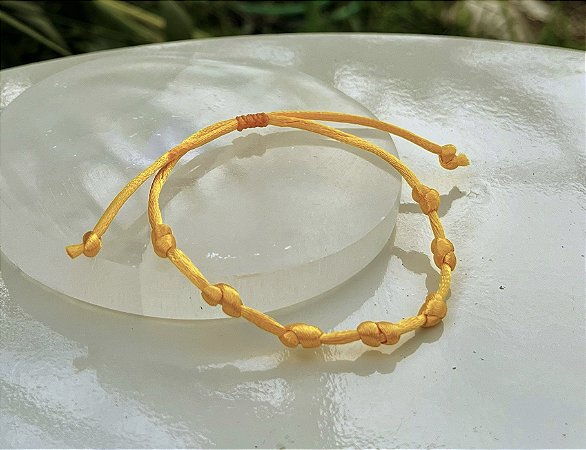 Pulseira Kabbalah 7 nós - Amarela