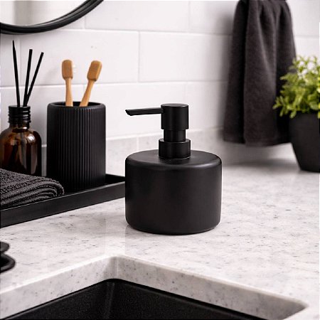 PORTA-SABONETE LIQUIDO EM CIMENTO PRETO 13CM MART