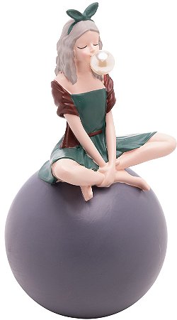 ESCULTURA DECORATIVA DE RESINA MENINA BONECA C/BOLA CINZA