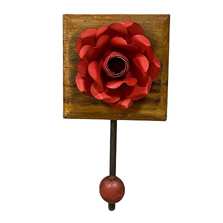 CABIDEIRO GANCHO 1 FLOR DE METAL VERMELHA EM MADEIRA PEROBA