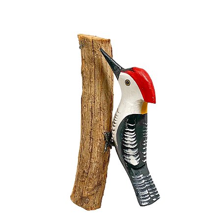 ESCULTURA DECOR PASSARO PICA PAU PRETO NO GALHO EM MADEIRA