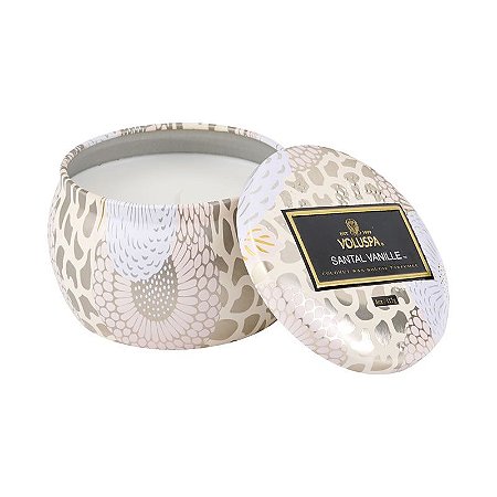 MINI VELA LATA VOLUSPA 25H RELEVO SANTAL VANILLE 113g