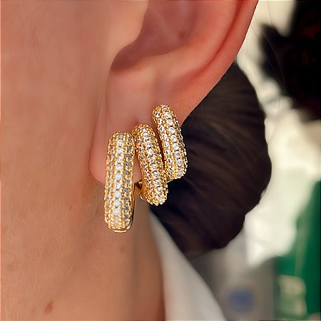 Brinco Trio Quadrado Gold e Zircônias Banhado a Ouro 18k