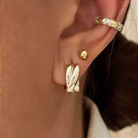 Brinco de Argola Lisa Cruzada Banhada a Ouro 18k