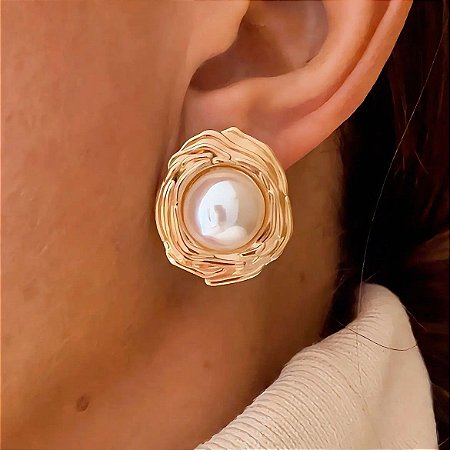 Brinco Orgânico Pérola Banhado a Ouro 18k