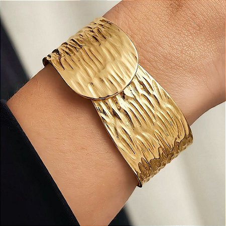 Bracelete Martelé Banhado a Ouro 18k