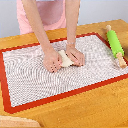 TAPETE DE SILICONE ANTIADERENTE TIPO SILPAT 60x40cm