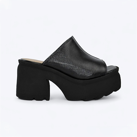 Tamanco Bloco Tratorado Angel em Couro Preto