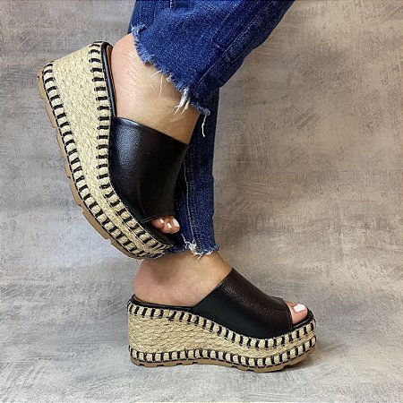 Sandalias e hot sale tamancos em promoção