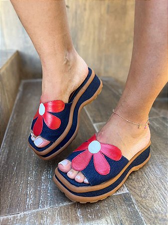 Sandália Flatform Jeans e Couro Detalhe em Flor