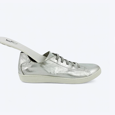 Tênis Feminino Slim Em Couro Legítimo Metalizado