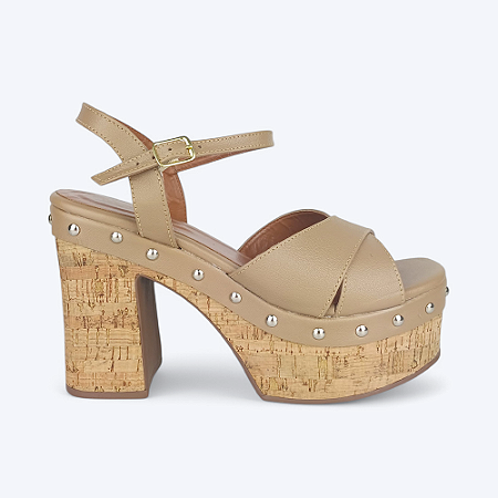 Sandália Meia Pata Patrícia Em Couro Camel Detalhe Tarraxa