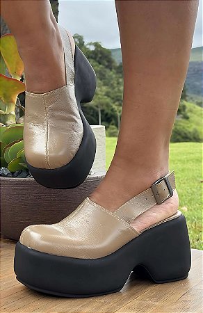 Sandália Plataforma Espadrille Gaby em Couro Bege