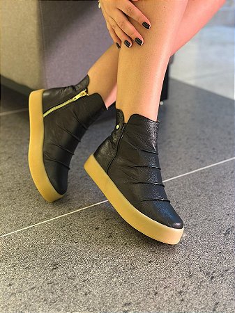 Tênis Botinha Simone Couro Enrugado Preto
