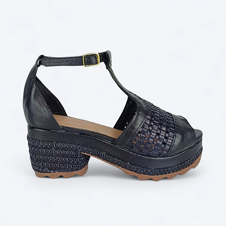 Sandália Bloquinho Tela New Calcanhar Fechado em Couro Preto