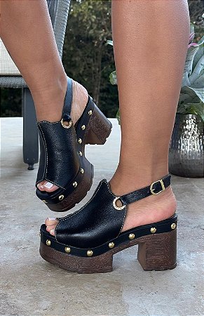 Sandália Meia Pata Catarina Metal em Couro Preto