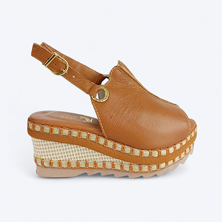 Sandália Cut Caramelo em Couro Solado Tratorado