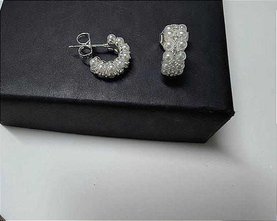 Brinco Argolinha Banhado a Prata com Pérola