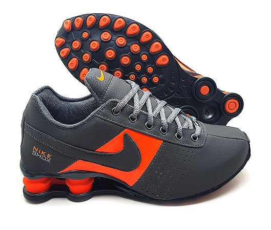 Tênis Nike Shox Classic Deliver Masculino - Cinza e Laranja