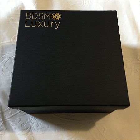 Caixa BDSM Luxury para presente