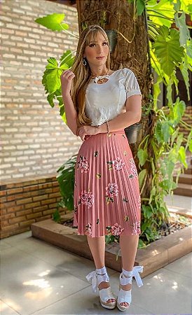 saia plissada rosa claro