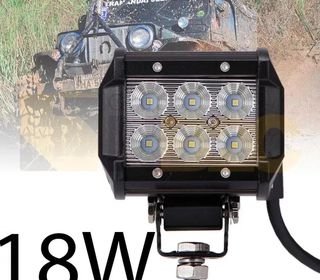 Farol De Milha Universal 18w 6 Leds 12/24v Longa Distância