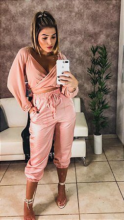 calça jogger cetim