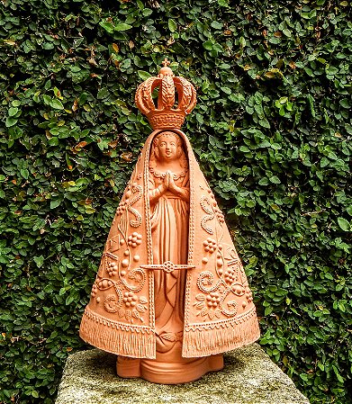 Imagem de Nossa Senhora Aparecida com manto em terracota