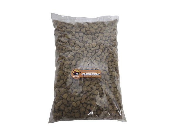 AKADAMA TOP QUALIT HARD 2 LITROS M (6-12mm) Fracionado