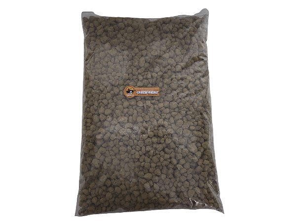 AKADAMA TOP QUALIT HARD 5 LITROS M (6-12mm) Fracionado