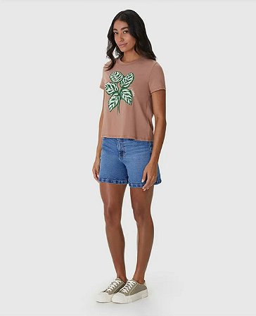 Camiseta Básica - Marrom Calatéia