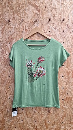 Camiseta Básica Verde Mandacaru - tamanho M