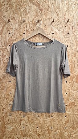 Blusa Manga 1/3 em Viscolycra Najô
