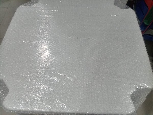 kit com 5 Mesa 70x70 Monobloco de Plástico Empilháveis Branca