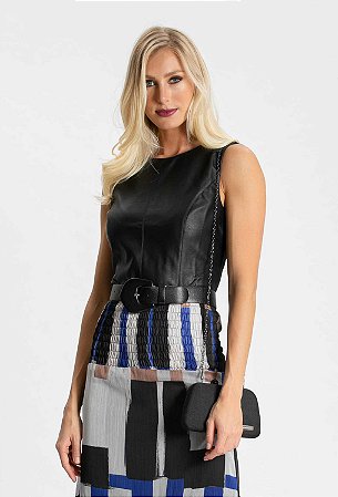 blusa em couro