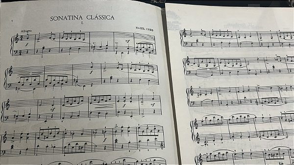 HAZEL COBB – SONATINA CLÁSSICA EM 3 MOVIMENTOS