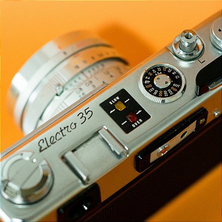 Câmera Yashica Electro 35 (Usada)