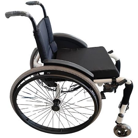 Cadeira de Rodas Monobloco MB1