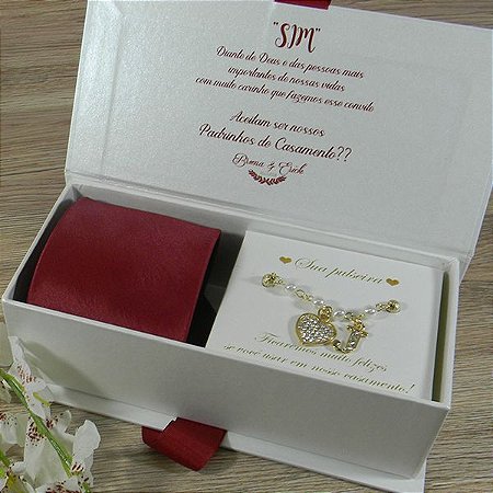 Complex imagine sausage Convite padrinhos gravata e pulseira - Petra Atelier - Convites para casamento, aniversários, padrinhos de casamento. Complex imagine sausage Convite padrinhos gravata e pulseira - Petra Atelier - Convites para casamento, aniversários, padrinhos de casamento.