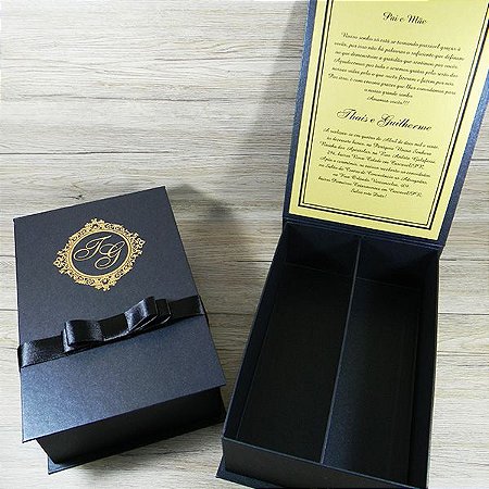 Caixa Padrinhos preto com dourado - tam:15,5x24x7cm