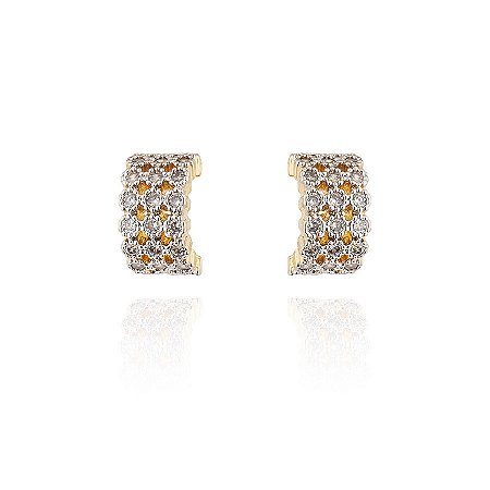 Brinco Semijoia Meia Argola, Cravejado Com Cristais De Zircônias Rodinadas E Banhado Em Ouro 18k