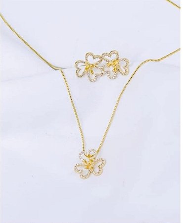 Conjunto Flor 3 Pétalas de Corações Cravejados