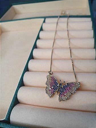 Colar Borboleta Cravejada
