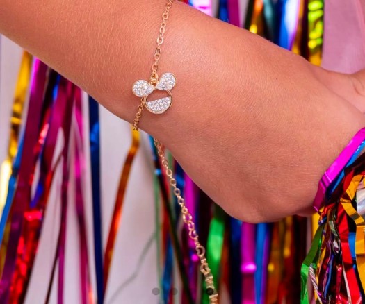 Conjunto Infantil Pulseira Colar Brinco Minnie Dourado zircônias