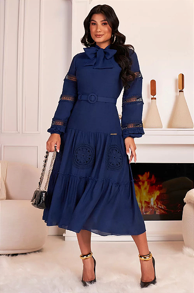 Vestido Azul Viscose com Aplicações em Crochê Fascinius Evasê Midi