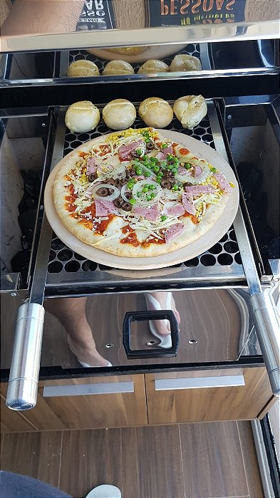 Churrasqueira Shp Grill com Lajota Refratária, Sistema a Bafo e Pizza