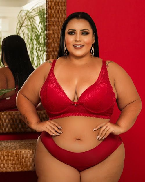 Conjunto em microfibra  com detalhe em renda