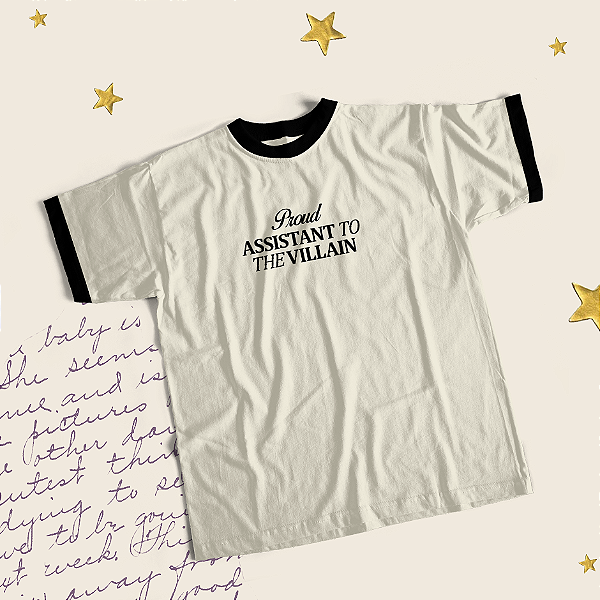 Camiseta | Proud Assistant to the Villain (Assistente do vilão)