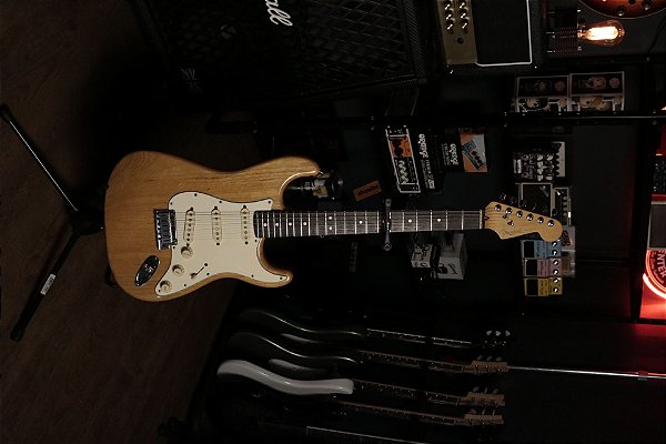 Guitarra Fender American standard em Ash - case original
