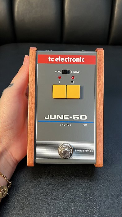 JUNE-60 V2 - PEDAL VINTAGE - TC ELECTRONIC